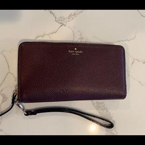 Kate Spade Chester Street wallet wristlet